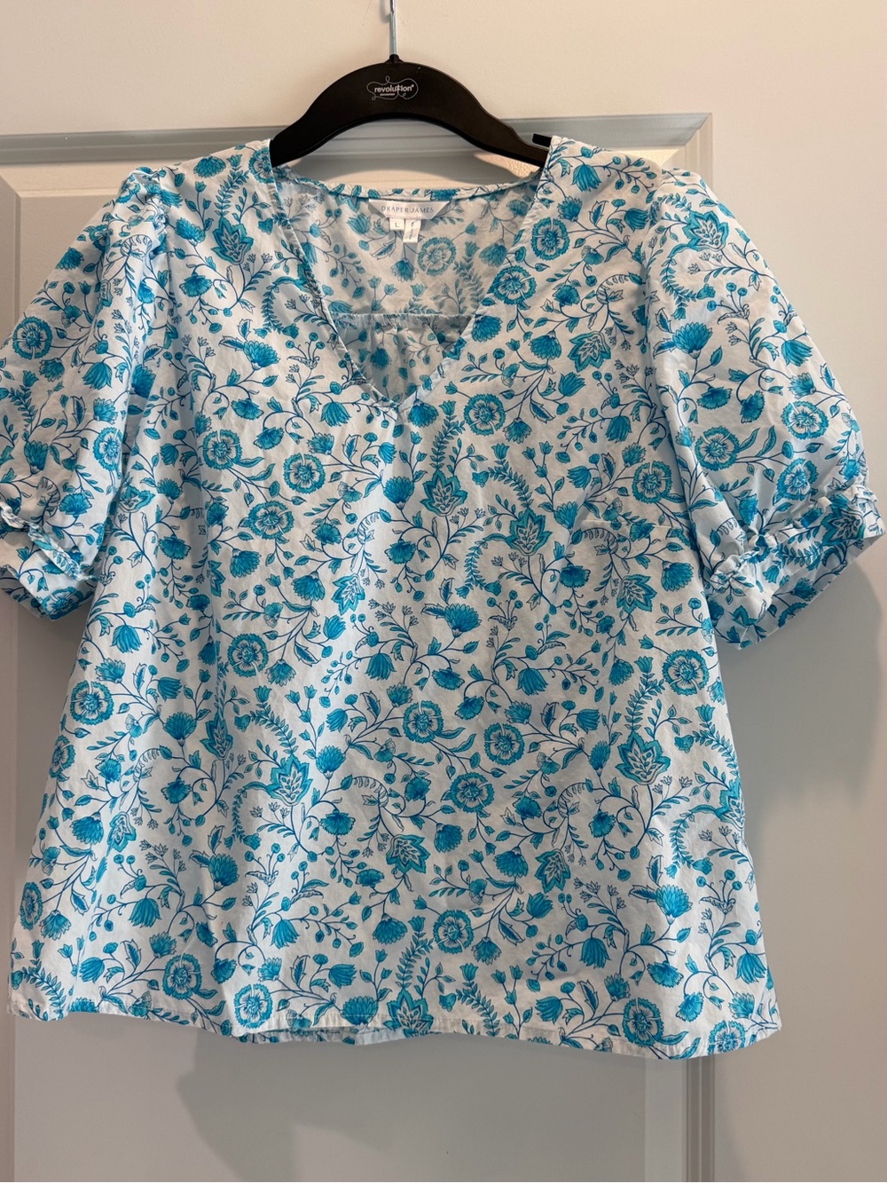 Draper James Blue Floral V-Neck Puff Sleeve Blouse